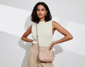 Bolso Coach Teri Shoulder Bag en Piel Signature Acolchada - Color Nude/Buff